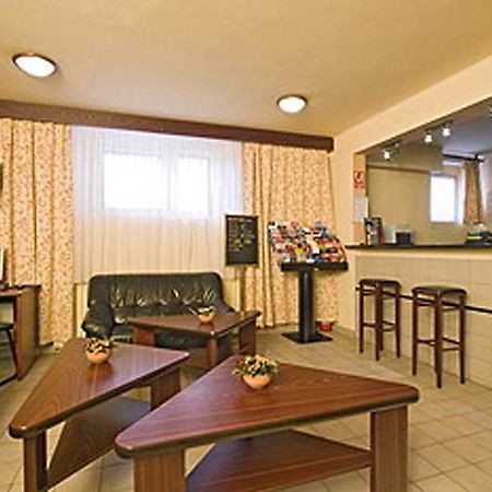 Hotel Stirka Prague Interior photo